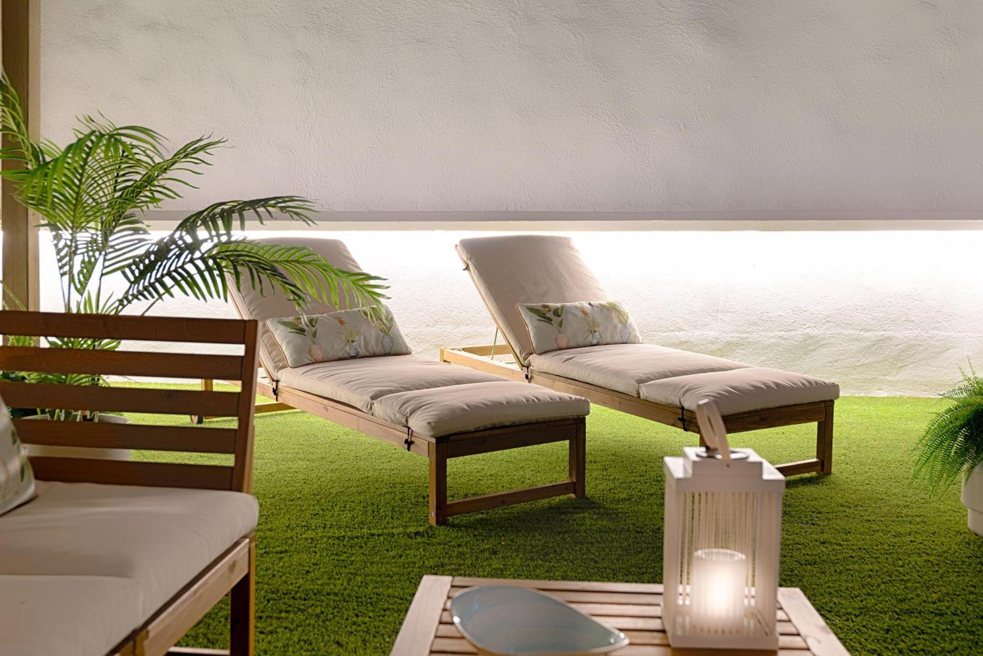 C30 Deluxe Studio With Terrace Into Cathedral Square Apartment Malaga Bagian luar foto